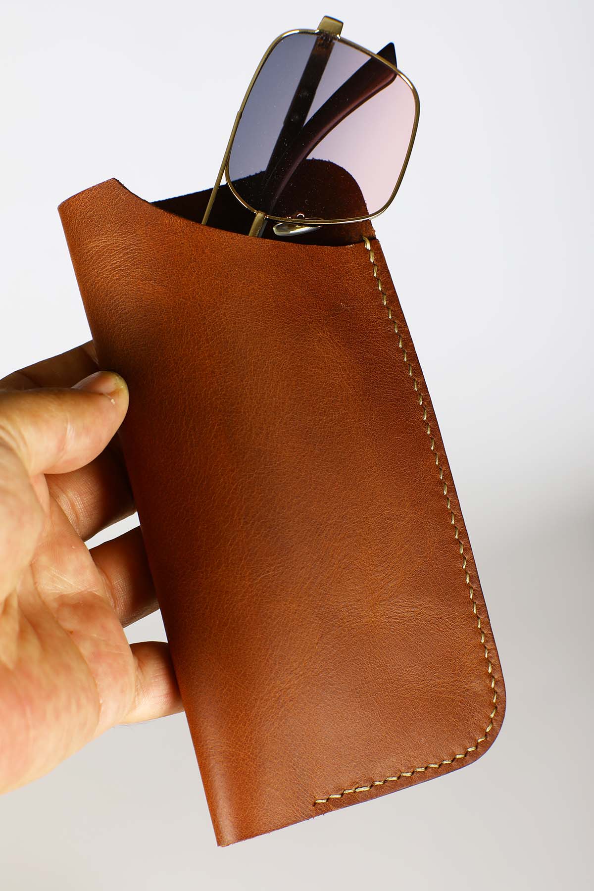 Cuerro Chiesa Hakiki Deri El Yapımı Gözlük Kılıfı - Görsel 5